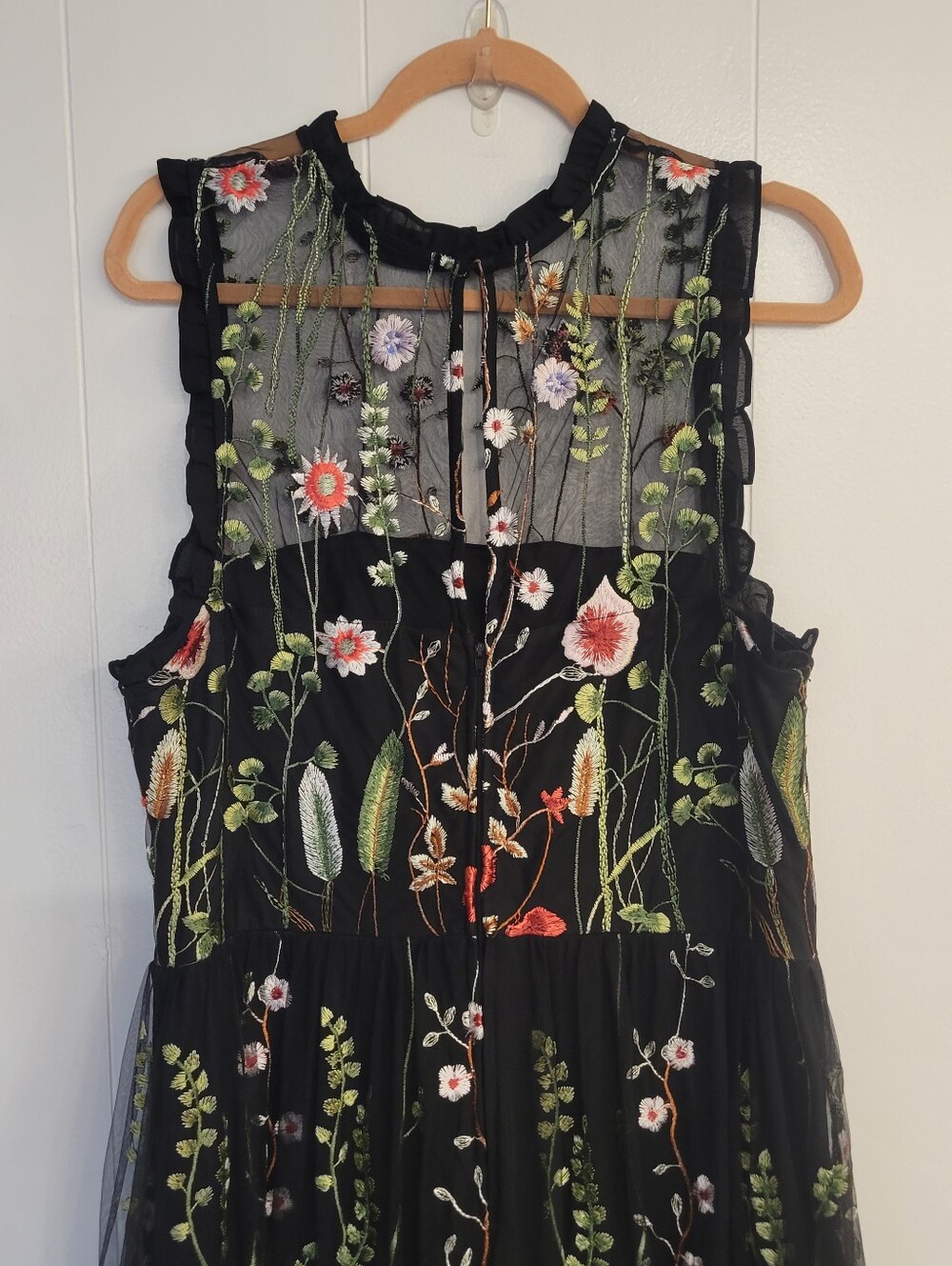 City Studio Black Maxi Dress with Multicolor Floral Embroidery - Picture 6 of 14